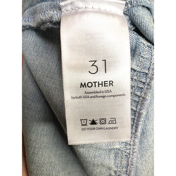 MOTHER‎ The Ruffle Mini Raw Edge Skirt in Action Shot Size 31 - Picture 10 of 11